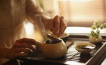 老人喝茶要掌握技巧 老人喝茶的注意事项
