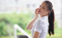 白领丽人为保持身体健康头脑清醒 必须调整的饮食习惯