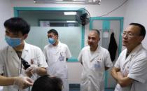 耳鼻喉专家林齐鸣—对待工作三十年如一日 诠释医者仁心