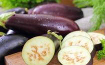 茄子深得大众的喜爱 常吃茄子药食同源功效多多