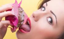 嘴巴里时苦时甜有异味 中药来消除口味异常