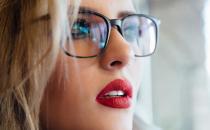 保养镜片的误区你犯了吗 正确保养眼镜镜片可延长使用寿命