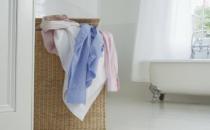 日常的衣物护理技巧常识 轻松解决衣服起球变形问题